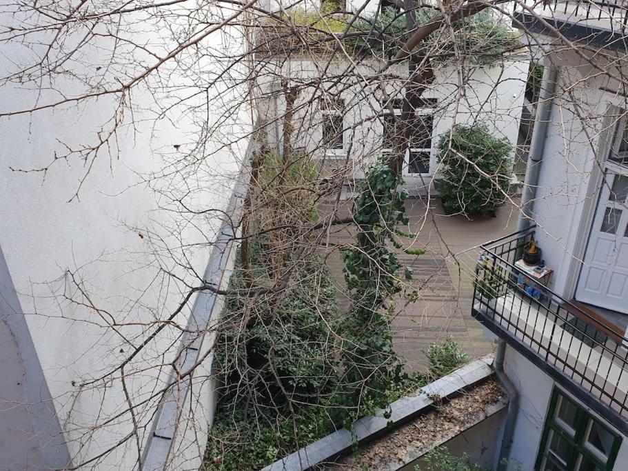 Petofi Apartment With Air Condition Budapeste Exterior foto