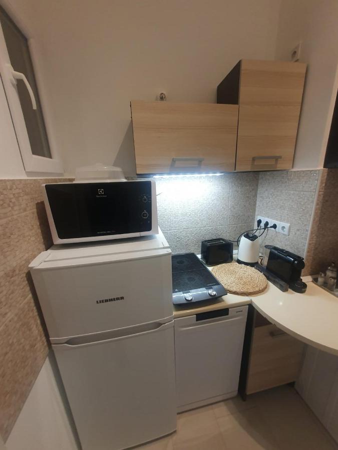 Petofi Apartment With Air Condition Budapeste Exterior foto